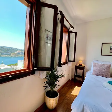 Seaview Grand - Magic Gundogan 4* 博德鲁姆