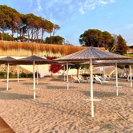 Seaview Grand - Magic Gundogan Hotel